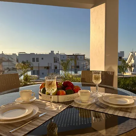 Mykonos Homes Cyprus Apartmán *