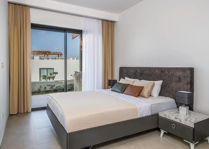 아파트 Mykonos Homes Cyprus 키레니아